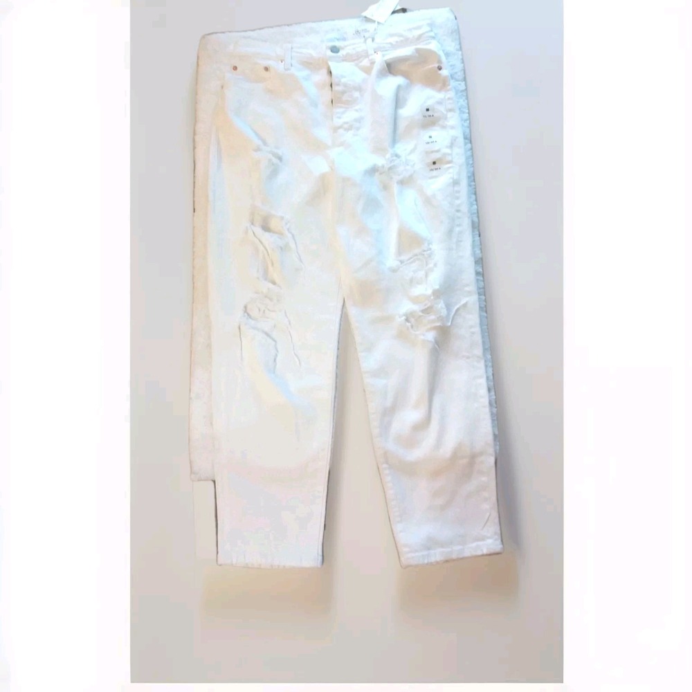 Lucky Brand High Rise Taper Drew Mom Distressed White Jeans  Size 10/30A NEW
